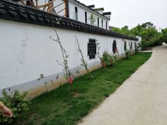 -龙湖东院农庄(乡间小路店)