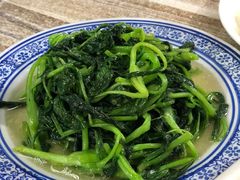 -云河农家乐饭店(福禄缘树山店)