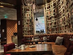 -恰餐厅及酒吧 CHAR Bar & Grill (北京丽都皇冠假日店)
