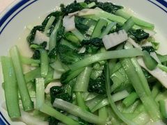 -八府香鸭·啫啫煲(华山路店)