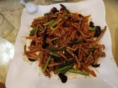 -鑫渔港海鲜本地菜·山海关浑锅(东戴河店)