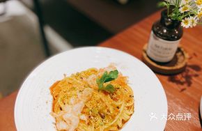 Olive Oil and Shrimp Roe Noodles