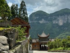 -鹿院坪生态旅游景区