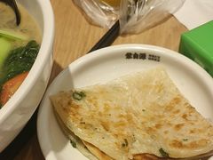 -蒙自源米线大王(花园城商场店)