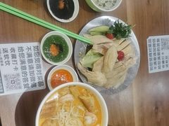 招牌去骨海南鸡-绿柠食堂(北外滩店)