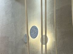 -莲餐厅·湖北菜·潜江小龙虾店(愚园路店)