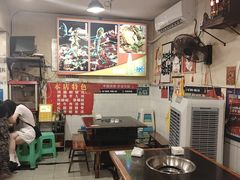 -鸿顺老铁锅美蛙鱼府(解放碑店)