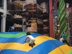 -蒙特利亲子乐园