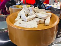 -龍歌自助小火锅(市南金茂湾店)