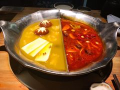 红颜花胶鸡锅-湊湊火锅·茶憩(杭州湖滨银泰in77店)