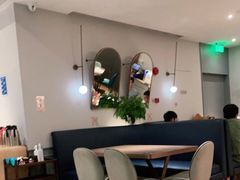 -港丽餐厅(来福士店)