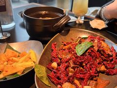 -Ameigo梅果·云贵川bistro(长宁来福士店)