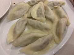 牛肉芹菜水饺-客临百思德·东北特色馆(龙湖时代天街店)