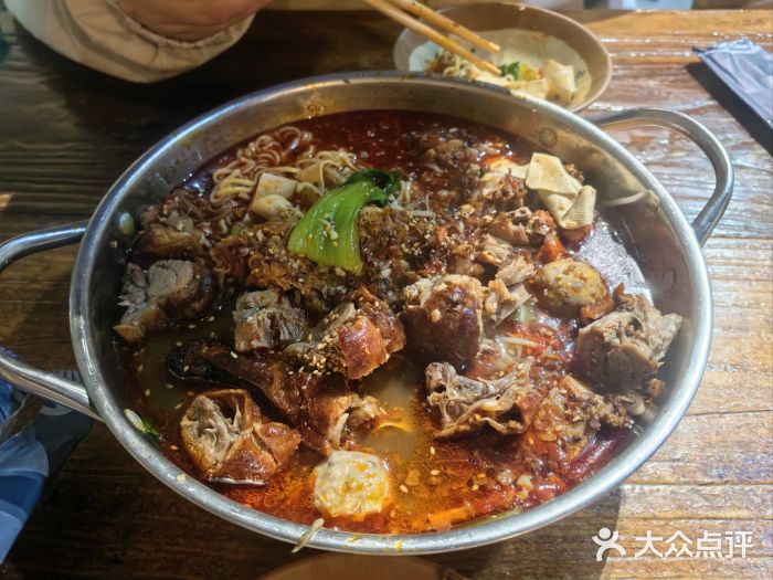 串大叔炭火烤串·鸡西大冷面刀削面(总店)图片