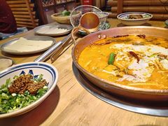 -洱火云南酸菜牛肉火锅(石景山当代商城店)