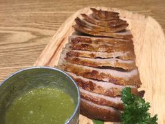 香烤猪颈肉配秘制蘸料-正泰餐厅AmazingThai(亦庄店)