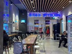 -巴黎贝甜(大宁国际商业广场店)