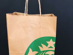 -星巴克(广州南站A18检票口楼上)