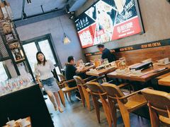 -管氏翅吧(护国寺店)