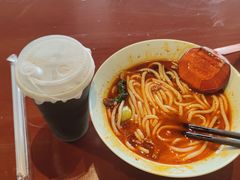 -秤砣砣·湖南粉面馆(青年路店)