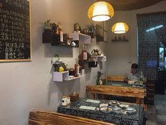 -蜗牛小馆醉乡民谣云南菜(惠新西里店)