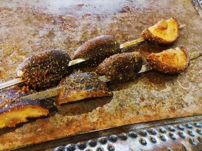 古丽娜尔新疆羊肉串(大宁店)