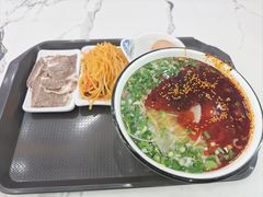 -伊穆祥牛肉面总店·清真