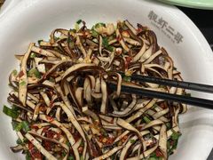-靓虾二哥长沙地标小龙虾(五一广场店)
