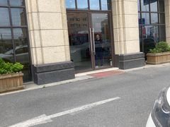 -赫尔森口腔·牙齿种植修复