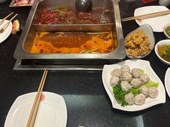 -百年川椒重庆老火锅(光谷店)