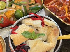 -老渔家·白族·石板烧·野生菌火锅(古城中心店)