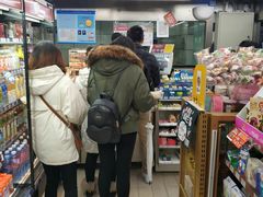 -全家便利店(宜山路站店)