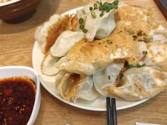 -三好食堂(煎饺·馄饨·肉饼米线·盛世广场店)