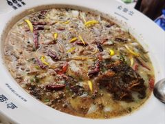 老坛酸菜鲈鱼-渔语鱼新川菜Bistro(万象天地店)