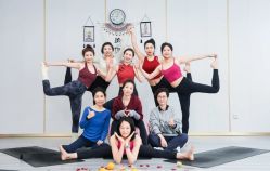 -亚太瑜伽普拉提学院