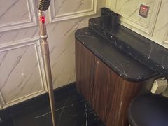 -皇马纯KTV·量贩·聚会(民治店)