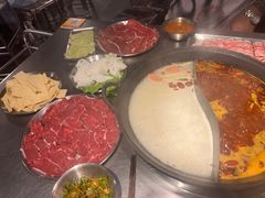 -鹿鸣山草本茶香火锅(园西路店)