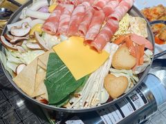 芝士肥牛年糕火锅-Meet Sun韩式大排档(五一广场7MALL店)
