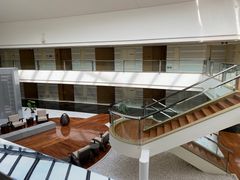 -上海滴水湖皇冠假日酒店