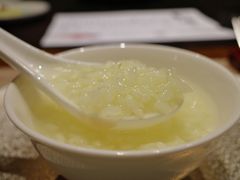 泉水砂锅粥配杂咸-潮汕味道·煮海餐厅(金麟大厦店)