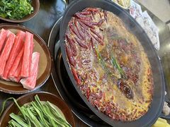 -黄潇洒老火锅(九眼桥宏济巷店)