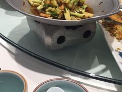 -海派美食·家宴海鲜青岛菜·石锅鲽鱼头(东方城店)