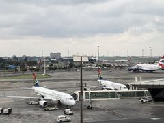 -奥利弗·雷金纳德·坦博国际机场