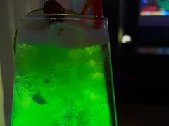 -聚点酒吧(龙湖滨江天街店)