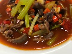 -独一佳老胡湘菜馆(矿山路店)