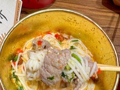 -鹤江桥·红油牛肉粉(SKP店)