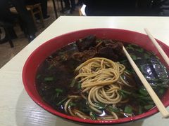 -小龙大肉面馆