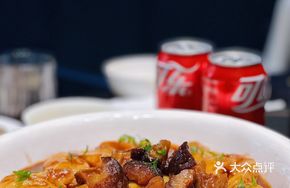 Bass Belly and Sea Cucumber Braised with Scallions