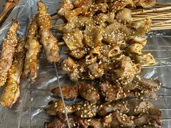 -勃利地摊·勃立小串烧烤