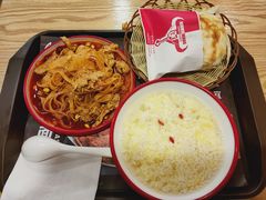 -十三朝牛馍王擀面皮(骡马市店)